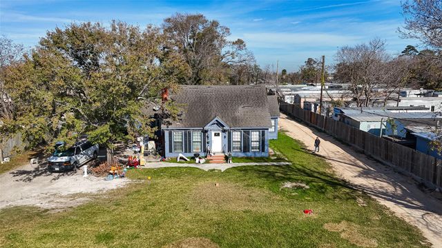 15627 Market Street, Channelview, TX 77530