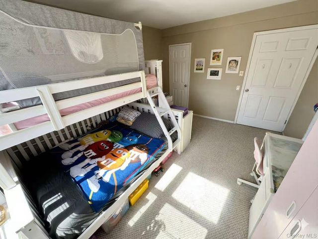 224-24 Union Turnpike 4R, Oakland Gardens, NY 11427