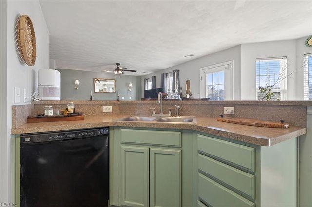 20234 Meadow Brook CT, Franklin, VA 23851