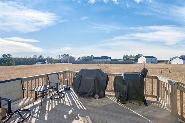 20234 Meadow Brook CT, Franklin, VA 23851