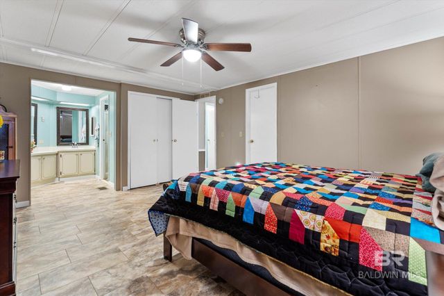 1537 Valencia Drive, Lillian, AL 36549