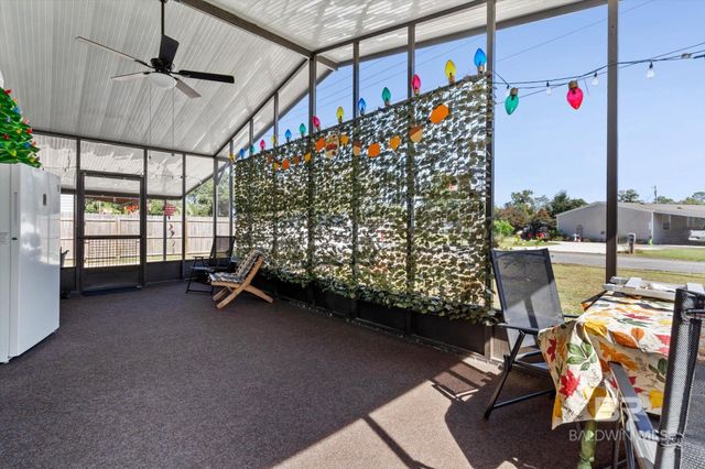 1537 Valencia Drive, Lillian, AL 36549