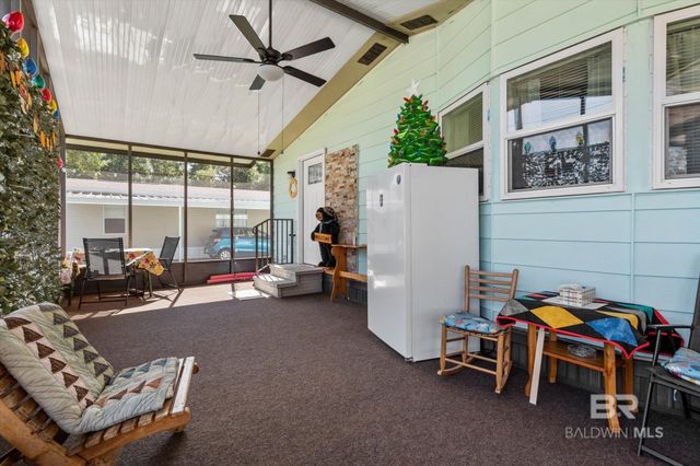 1537 Valencia Drive, Lillian, AL 36549