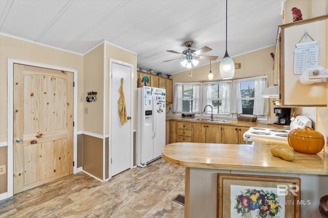 1537 Valencia Drive, Lillian, AL 36549