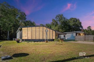 1537 Valencia Drive, Lillian, AL 36549