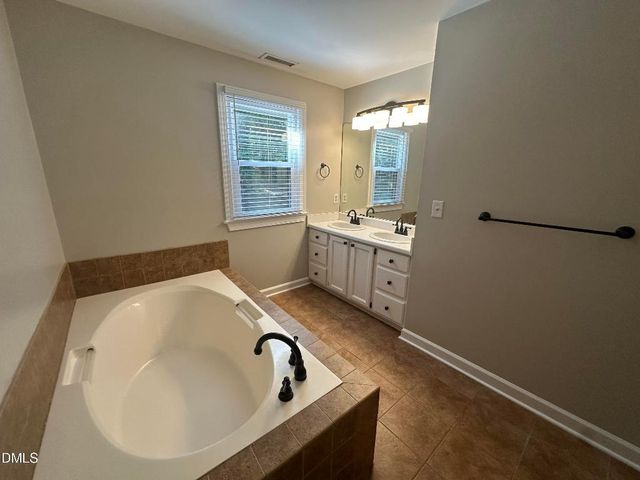 160 Lystra Hills Lane A, Chapel Hill, NC 27517