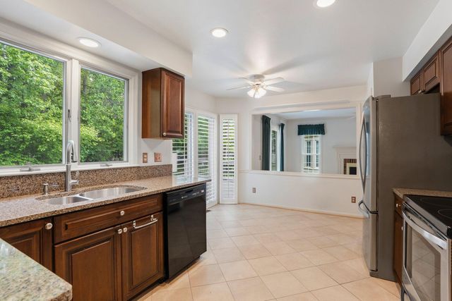 8502 BOVELDER DR, Laurel, MD 20708