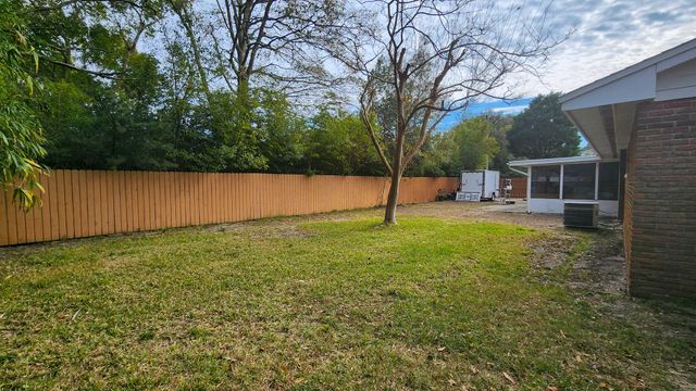 109 NW Maurice Avenue, Fort Walton Beach, FL 32548