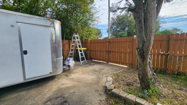 109 NW Maurice Avenue, Fort Walton Beach, FL 32548