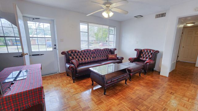 109 NW Maurice Avenue, Fort Walton Beach, FL 32548