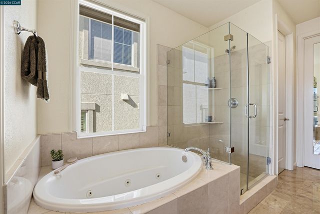 6560 Deerfield Dr, Vallejo, CA 94591