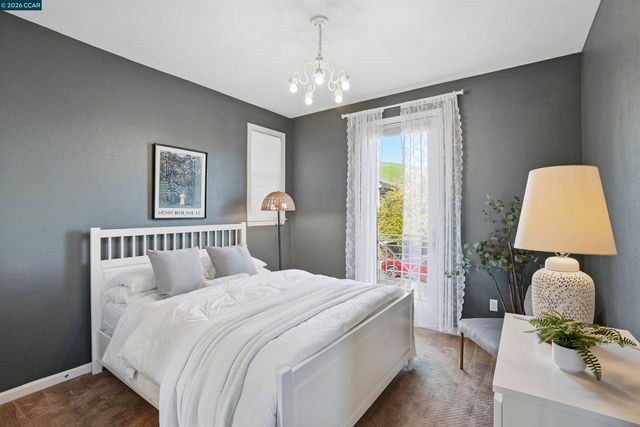 6560 Deerfield Dr, Vallejo, CA 94591