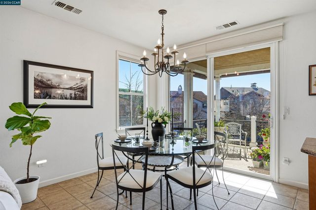 6560 Deerfield Dr, Vallejo, CA 94591