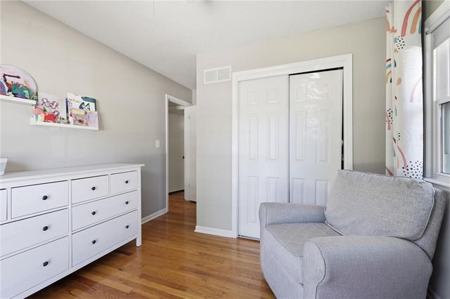 921 Glen Haven Circle, Liberty, MO 64068