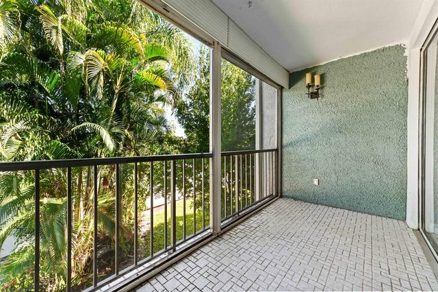 4080 Tivoli Court 202, Lake Worth, FL 33467