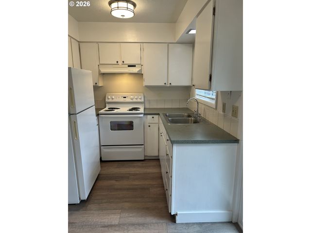 18010 Se LANGENSAND Rd, Sandy, OR 97055