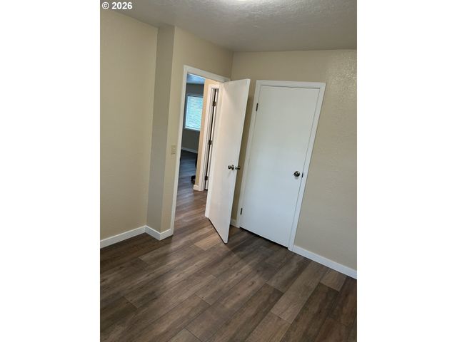 18010 Se LANGENSAND Rd, Sandy, OR 97055