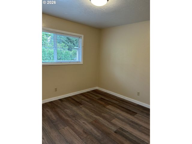 18010 Se LANGENSAND Rd, Sandy, OR 97055