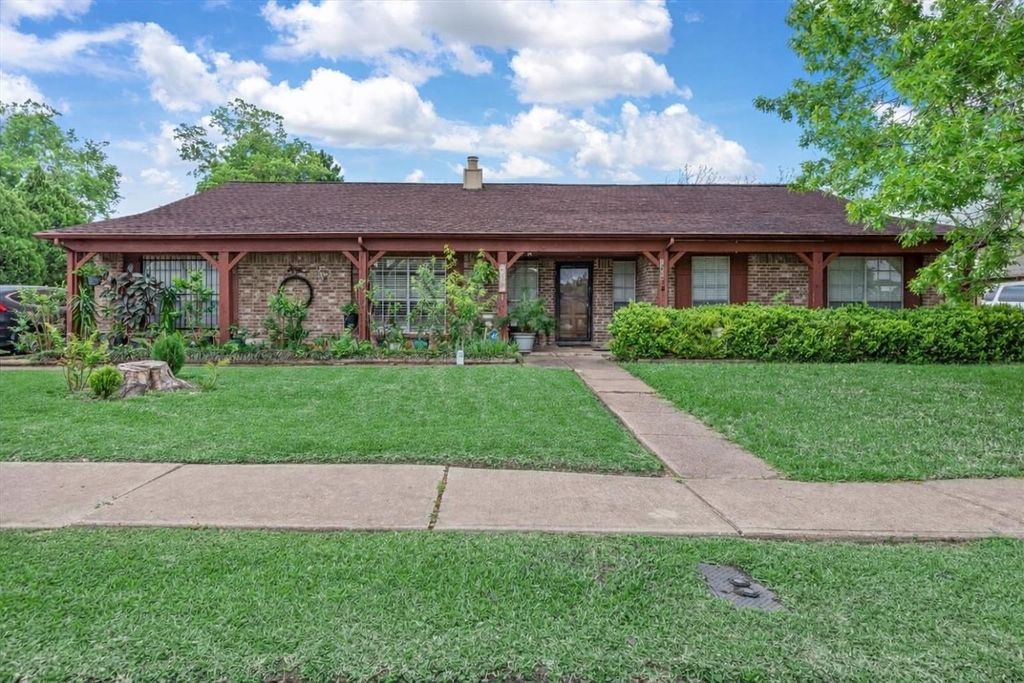 13909 Plantation Valley Drive, Houston, TX 77083