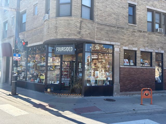 2958 N Clark Street 1, Chicago, IL 60657
