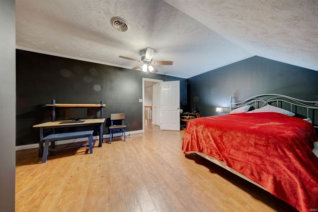 9040 Steward Road, Tell City, IN 47586