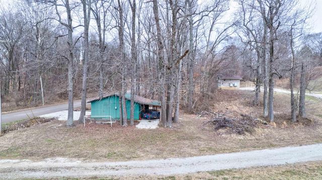 9040 Steward Road, Tell City, IN 47586