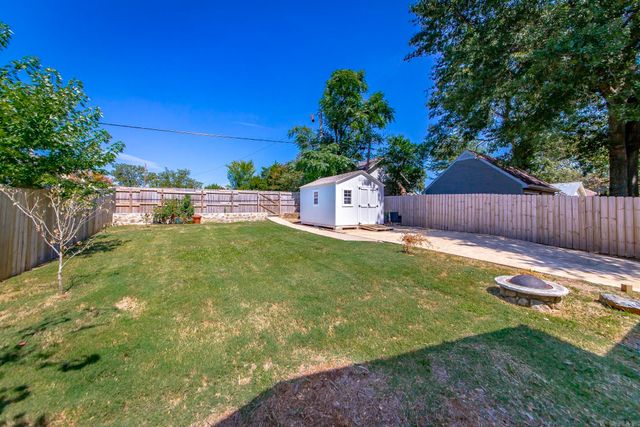 225 E B Ave, North Little Rock, AR 72116