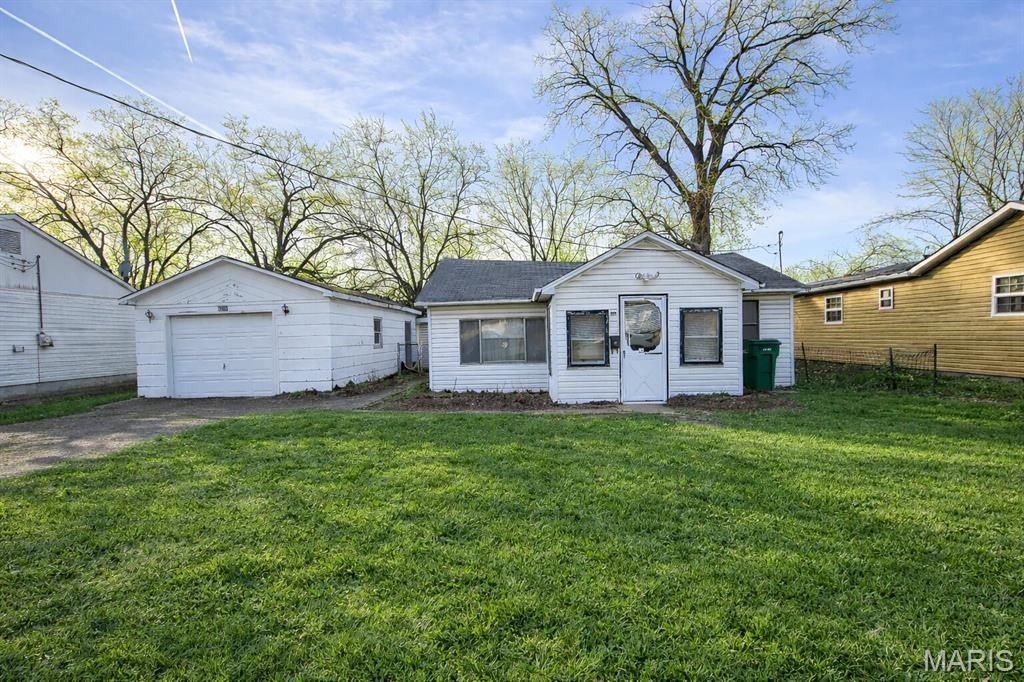 509 Cooper Drive, Cahokia, IL 62206