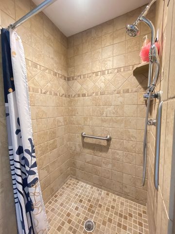 577 Maple Springs Rd, Manchester, TN 37355