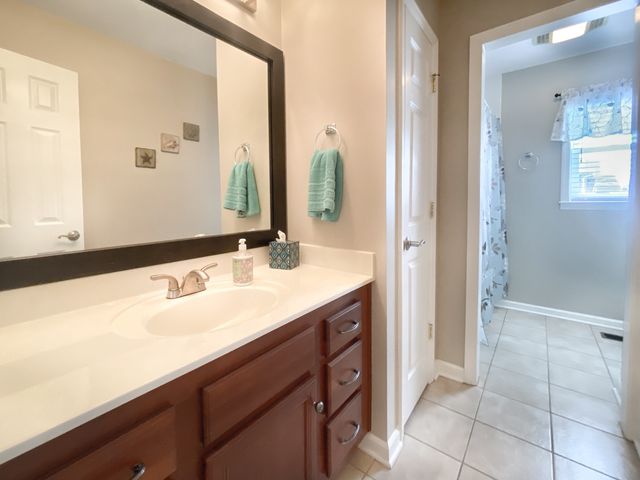 577 Maple Springs Rd, Manchester, TN 37355