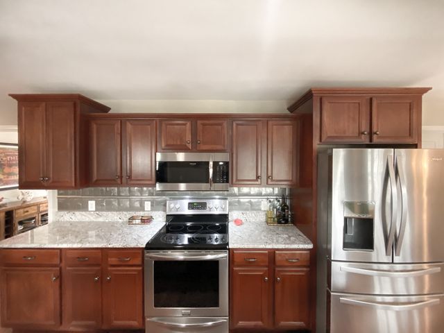 577 Maple Springs Rd, Manchester, TN 37355