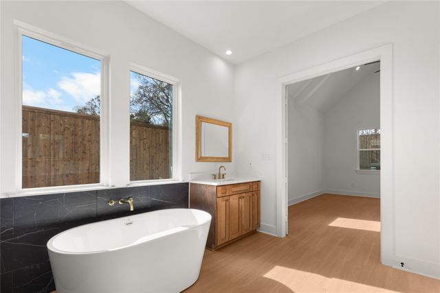 1908 Heritage Knoll Drive, Sherman, TX 75092