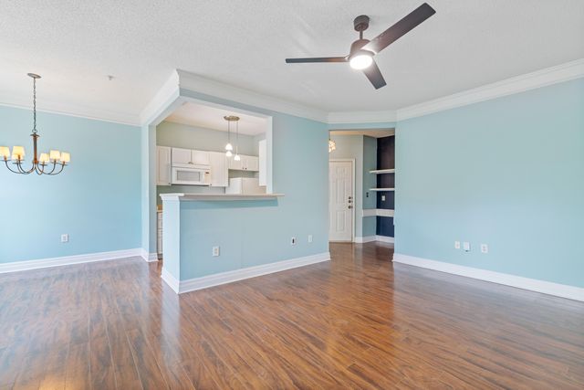 2322 Chatelain Way, Mount Pleasant, SC 29464