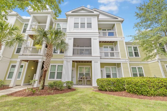 2322 Chatelain Way, Mount Pleasant, SC 29464