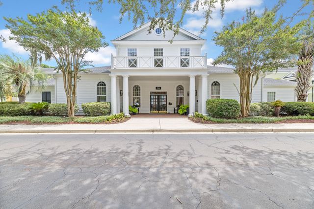 2322 Chatelain Way, Mount Pleasant, SC 29464
