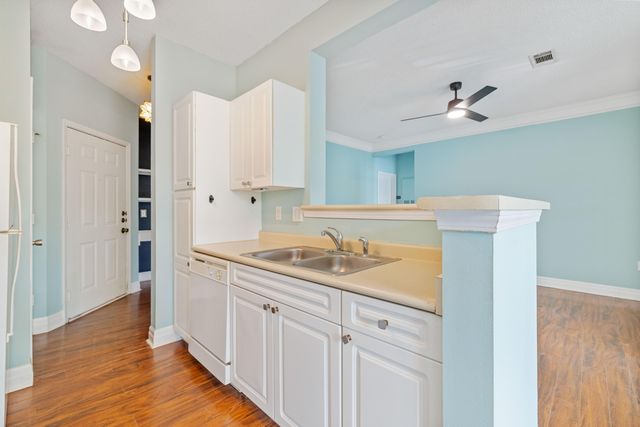 2322 Chatelain Way, Mount Pleasant, SC 29464