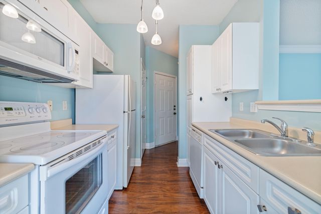 2322 Chatelain Way, Mount Pleasant, SC 29464