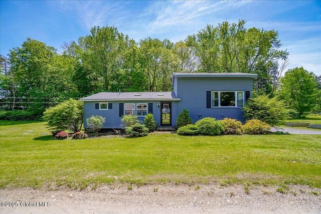 754 Swaggertown Road, Charlton, NY 12302