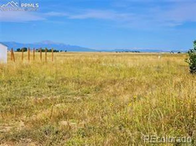 23712 Redtail Drive, Colorado Springs, CO 80928