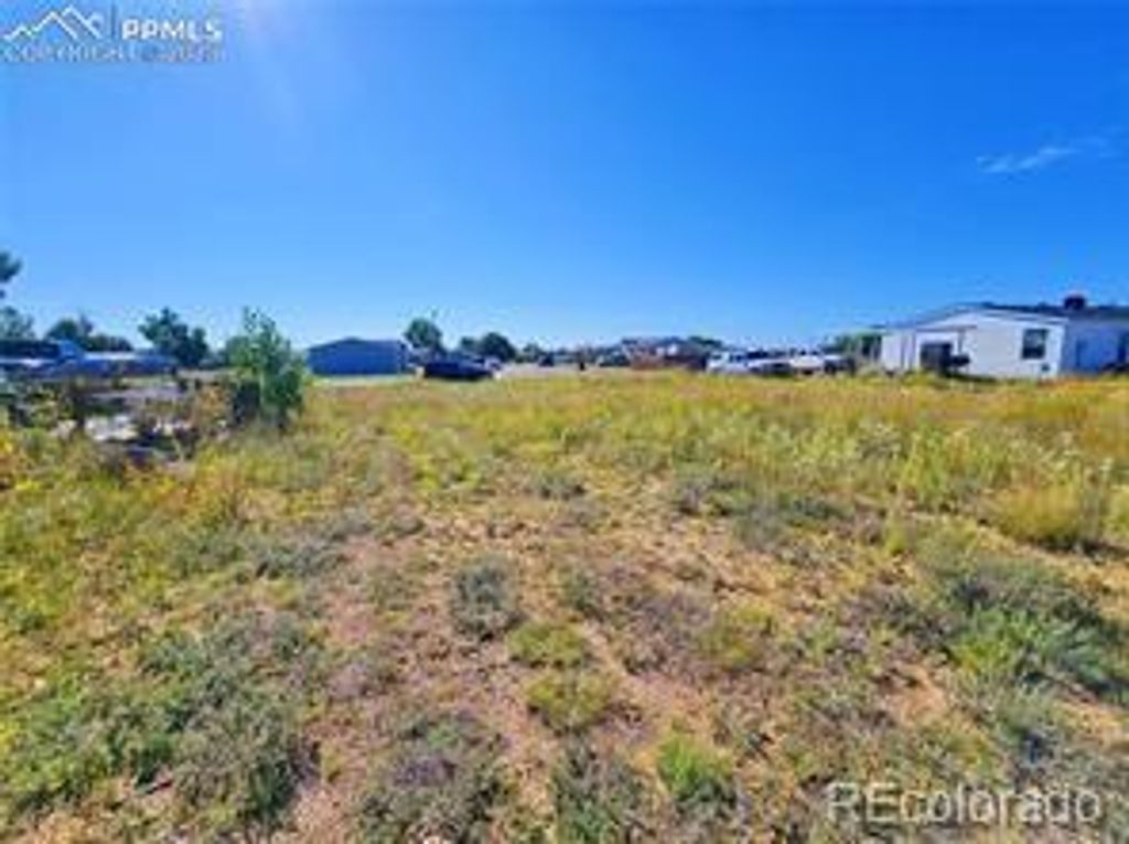 23712 Redtail Drive, Colorado Springs, CO 80928