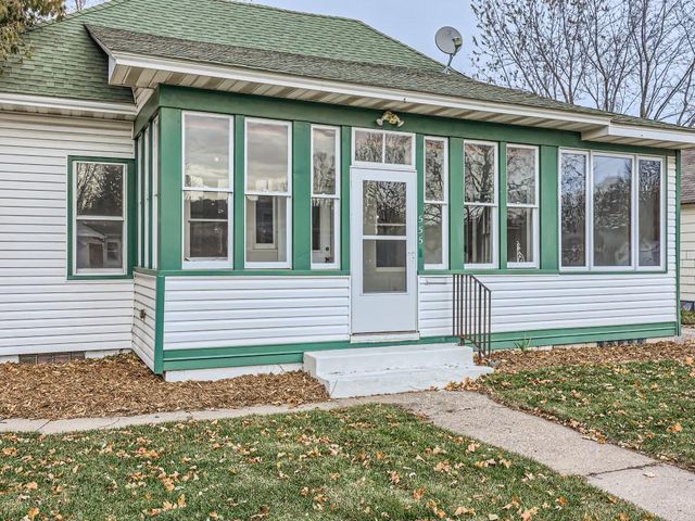 555 Tyler Street, Anoka, MN 55303