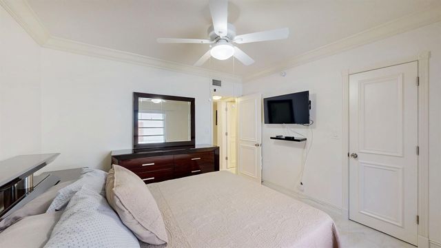 4291 NW 9th Avenue 106, Deerfield Beach, FL 33064