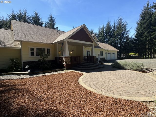 83269 CLEAR LAKE Rd, Florence, OR 97439