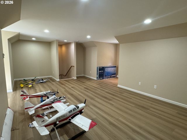 83269 CLEAR LAKE Rd, Florence, OR 97439