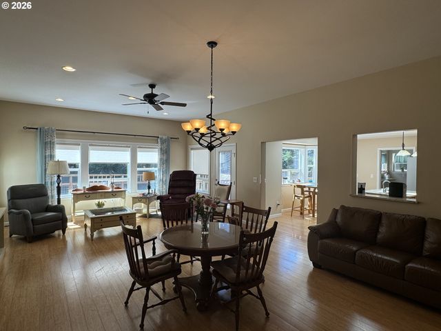 83269 CLEAR LAKE Rd, Florence, OR 97439