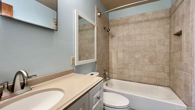 203 Dora, San Antonio, TX 78212