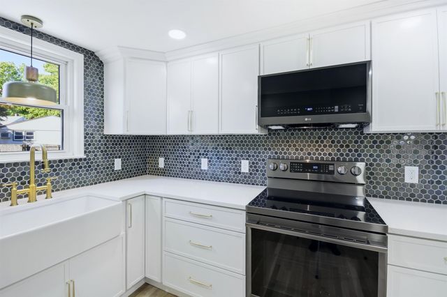 161 S Gray Street, Manchester, NH 03103