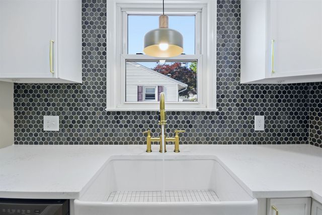161 S Gray Street, Manchester, NH 03103