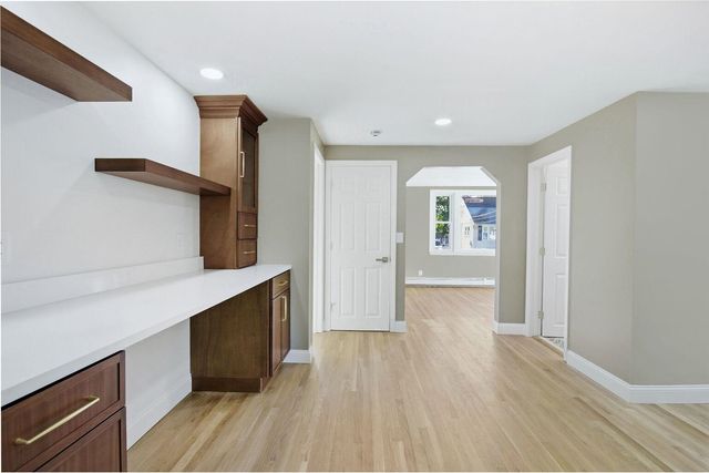 161 S Gray Street, Manchester, NH 03103