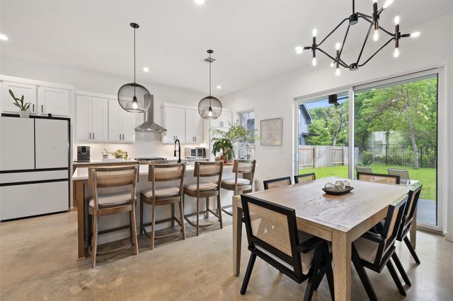 5701 Tura LN 1, Austin, TX 78721